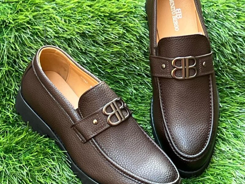 Des chaussures nouveaux arrivages sont disponibles