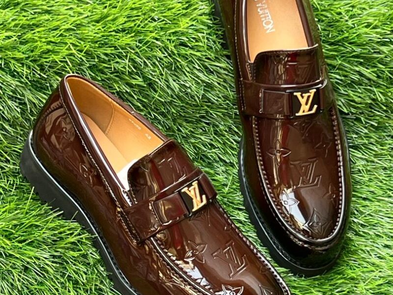 Des chaussures nouveaux arrivages sont disponibles