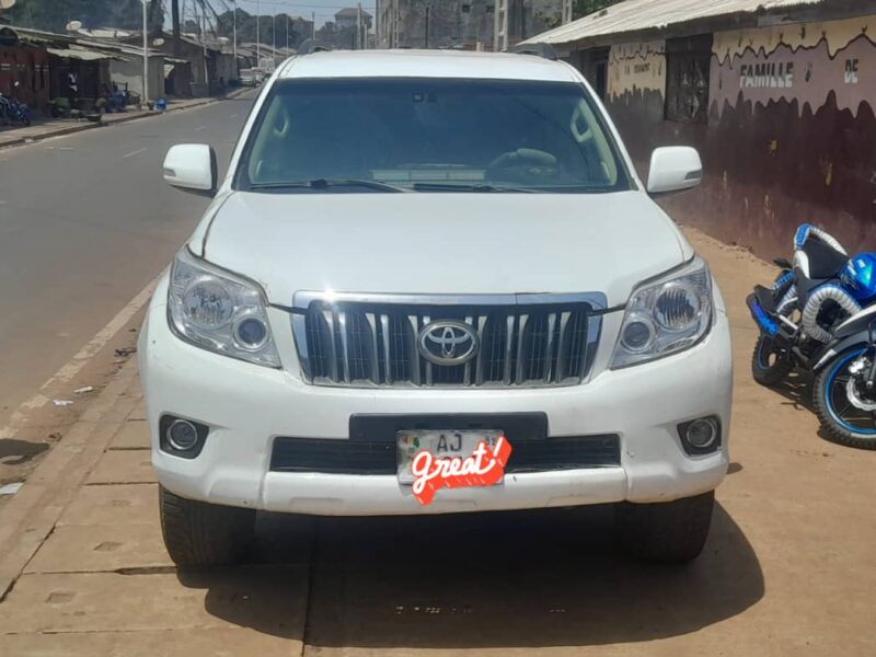 Location Toyota Prado