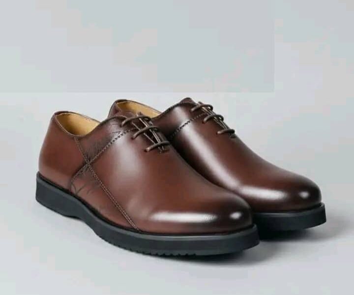 VENTES DE CHAUSSURES