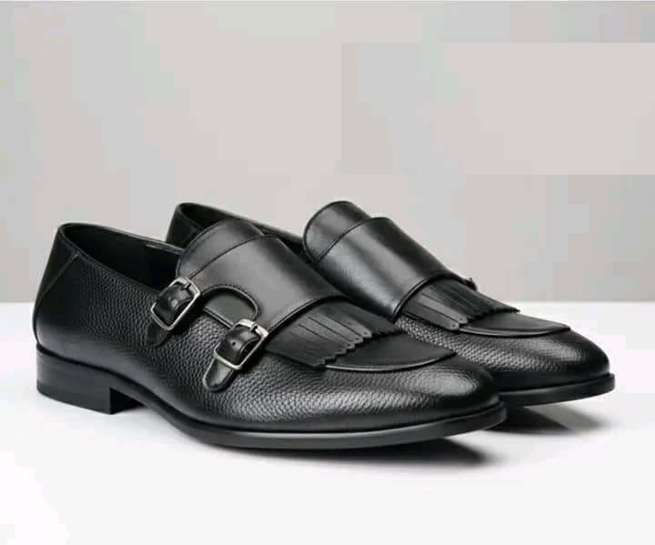 VENTES DE CHAUSSURES