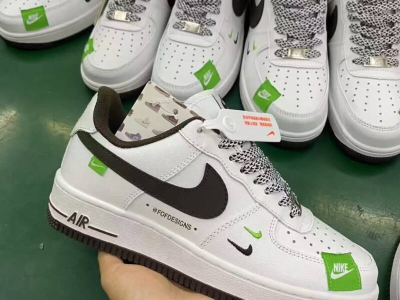 VENTES DE CHAUSSURES