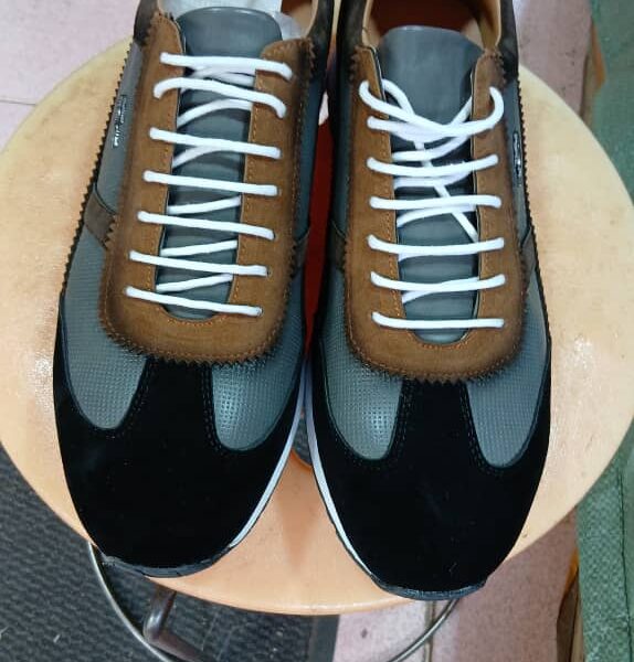 VENTES DE CHAUSSURES