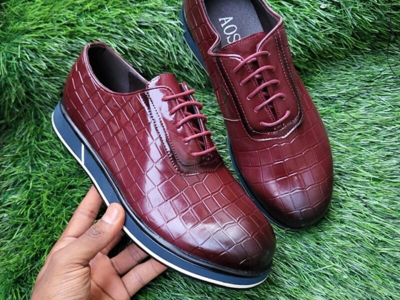 VENTE DES CHAUSSURES