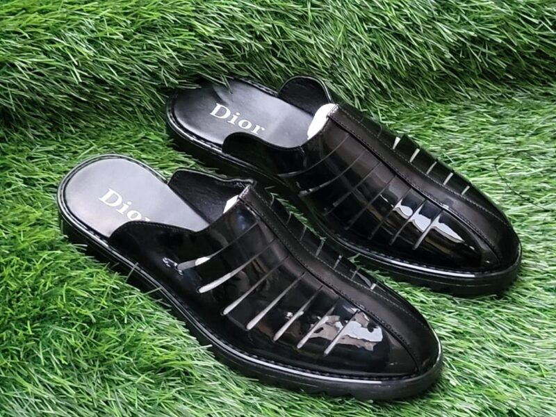 VENTE DES CHAUSSURES