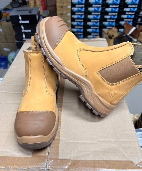 VENTE DE CHAUSSURES