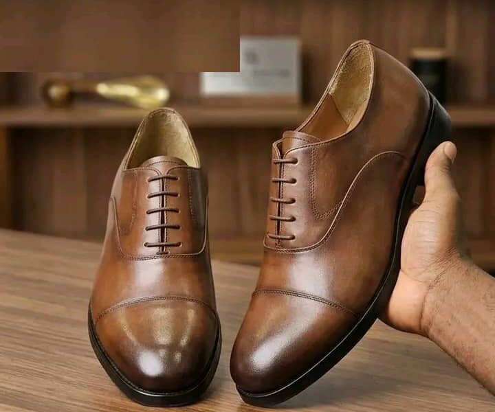 VENTE DE CHAUSSURES