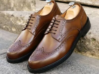 VENTE DE CHAUSSURES