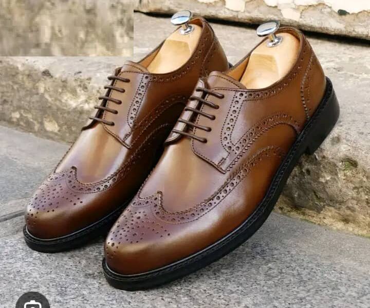 VENTE DE CHAUSSURES