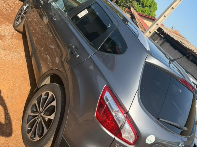 VENTE DE VOITURE