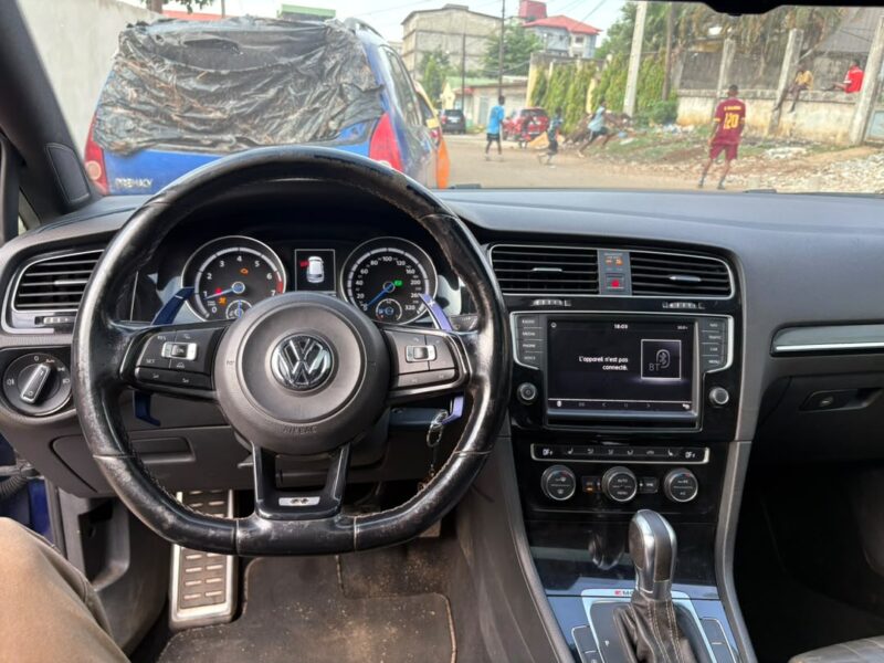 VENTE DE VOITURE