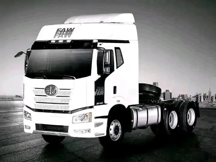 VENTE DE CAMIONS