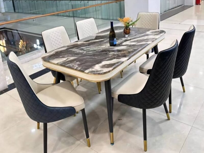 VENTE DE TABLE A MANGER