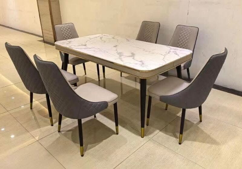 VENTE DE TABLE A MANGER