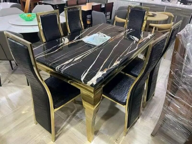 VENTE DE TABLE A MANGER