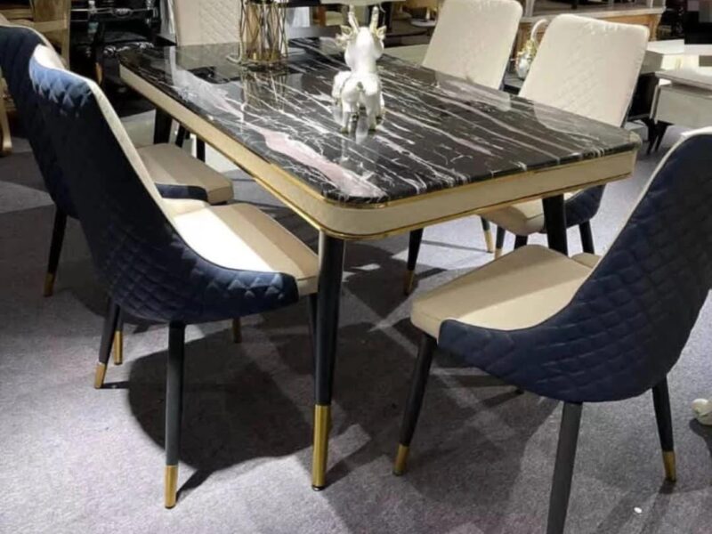 VENTE DE TABLE A MANGER