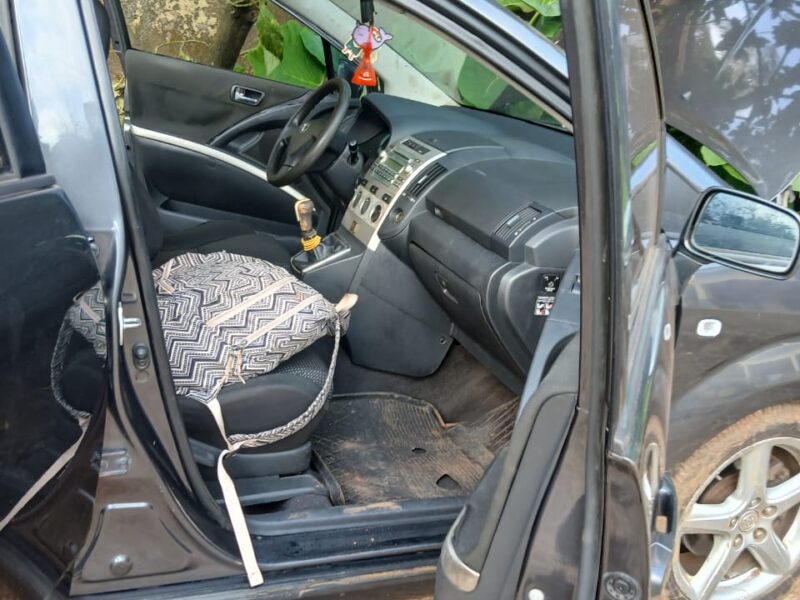 VENTE DE TOYOTA VERSO