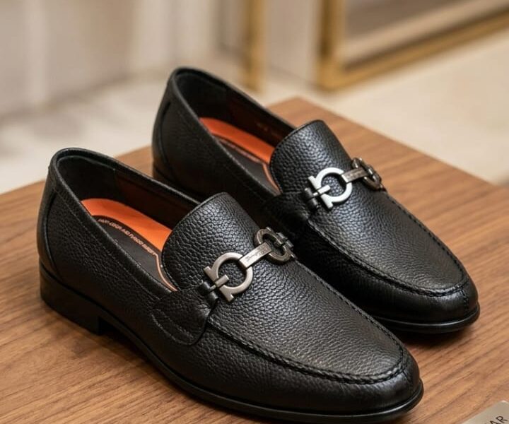VENTE DE CHAUSSURES