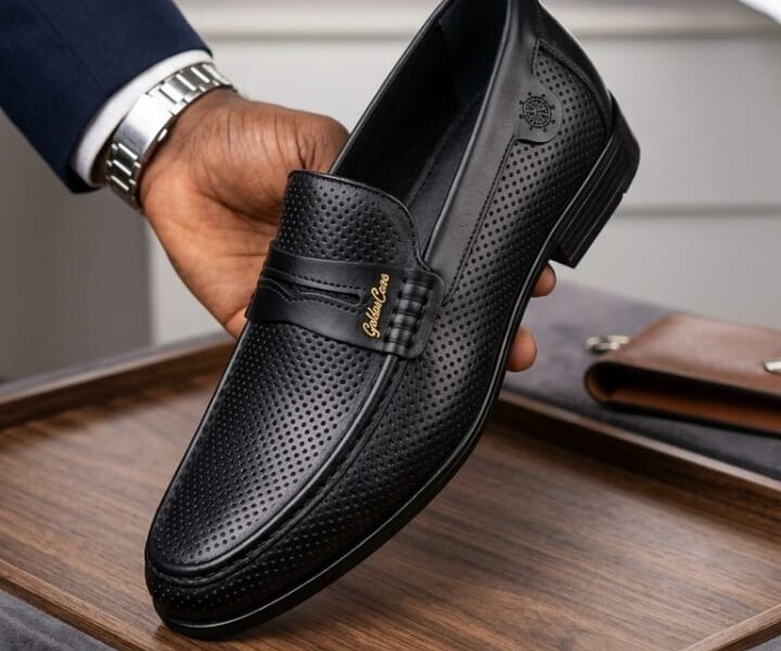 VENTE DE CHAUSSURES